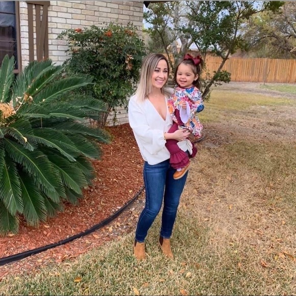 Meet your Posher, Summer - Picture 3 of 4